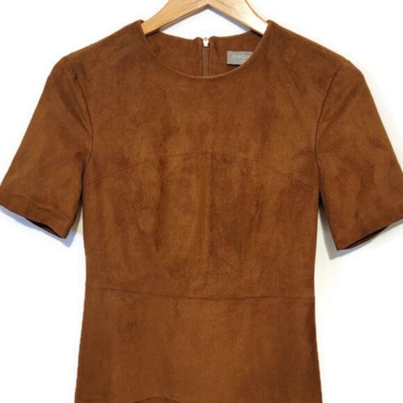 Bagatelle Brown Faux Suede Mini Dress Short Sleeve Crew Neck Fall Chic Casual S - Picture 3 of 12